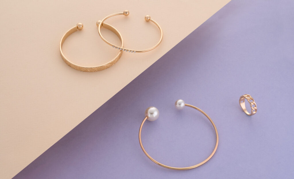 hoops