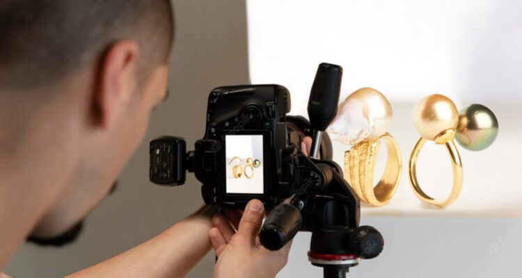12 Jewelry Photography Tips for Sparkling Products