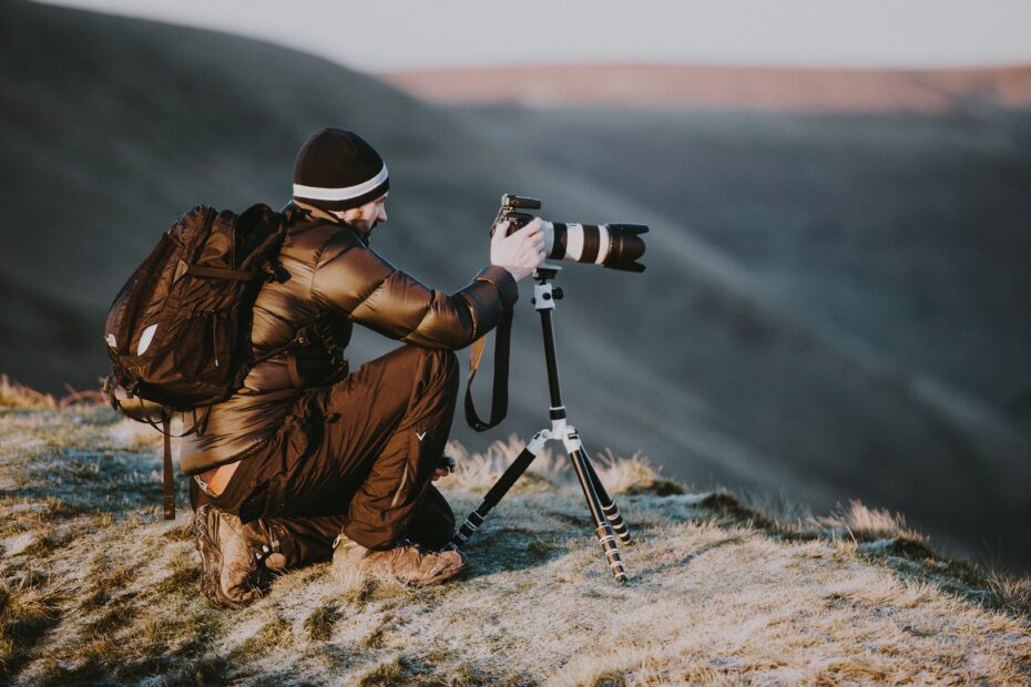 Include a Strong Foreground
