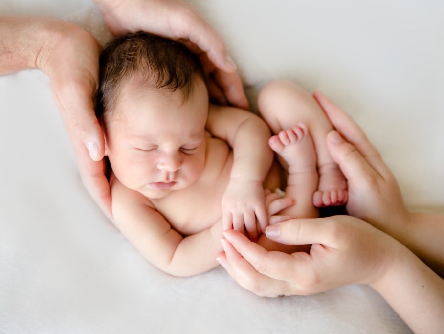 Parent Hands Pose