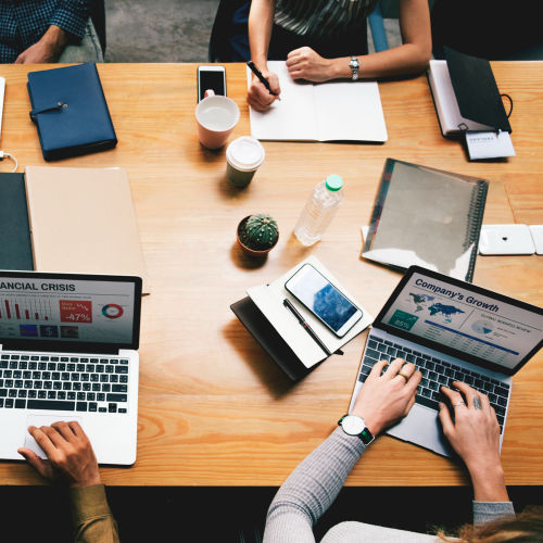 7 Outsourcing Problems Risks and Effective Solutions